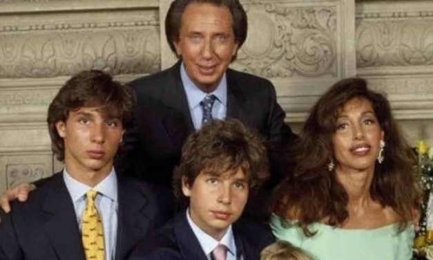 Mike Bongiorno, la moglie rivela: “Mio figlio ha preso la funivia di Stresa mezz’ora prima che precipitasse. Sono certa che Mike lo abbia custodito”