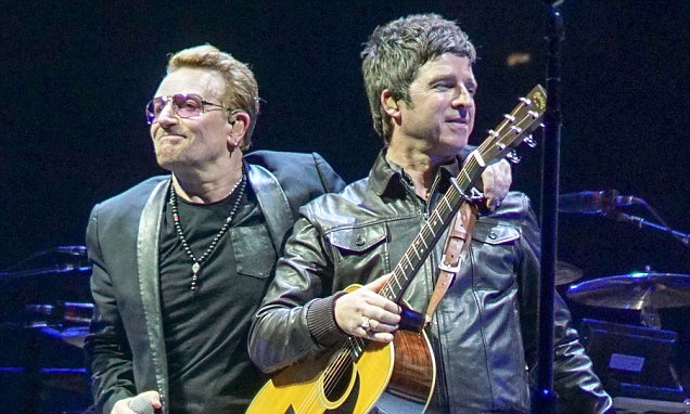 Noel Gallagher: “Gli U2 fanno le feste più incredibili, una volta io e Bono siamo finiti a cantare in un karaoke”