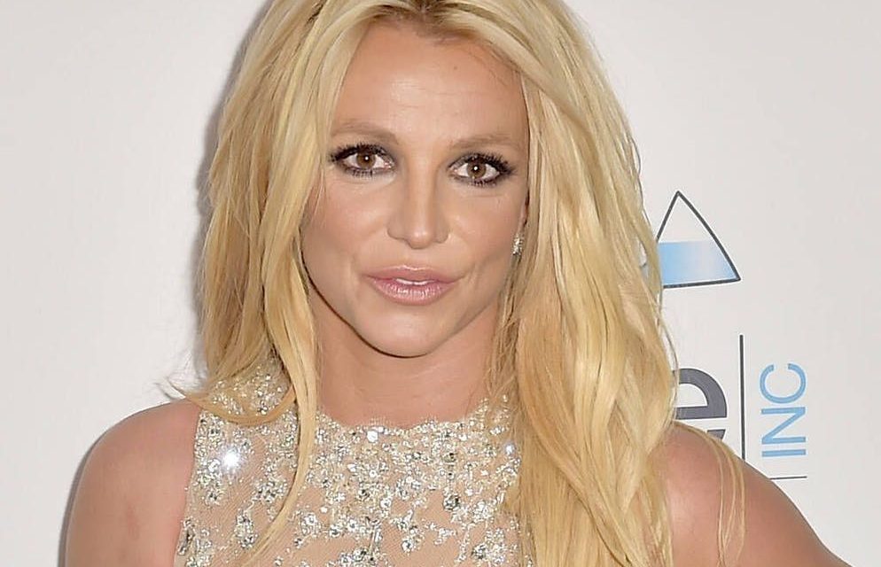 Britney Spears, nuove rivelazioni: “È oppressa e controllata dal padre che l’ha fatta esibire anche con 40 di febbre”