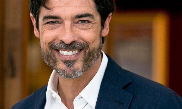 Alessandro Gassmann accende la polemica sui social: “Chi ha di più aiuti gli altri”