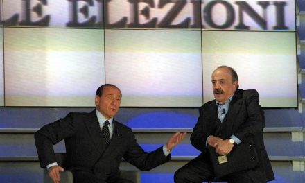 Maurizio Costanzo: “Berlusconi è la persona che mi ha consentito di fare la mia carriera, ci ho lavorato per 40 anni”