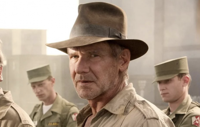 Indiana Jones 5: ecco Harrison Ford girare per Londra dopo l’incidente alla spalla
