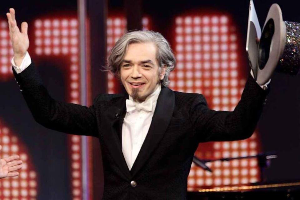 Morgan: “Ballando con le stelle? Sono costretto a farlo per mantenere le mie figlie! Farò cultura, almeno farò imparare a parlare italiano alle persone”