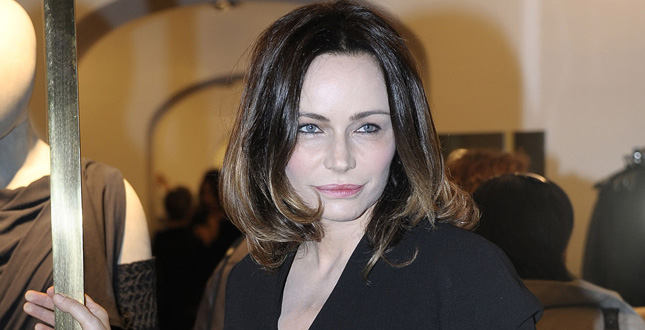 Francesca Neri: “Il dolore della malattia mi ha fatto pensare al suicidio”