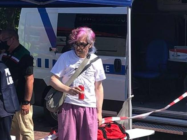 Morgan dopo l’incendio del palazzo a Milano: “Se sarà possibile tornare nella mia casa, ospiterò una o due di quelle famiglie che hanno perso la casa”