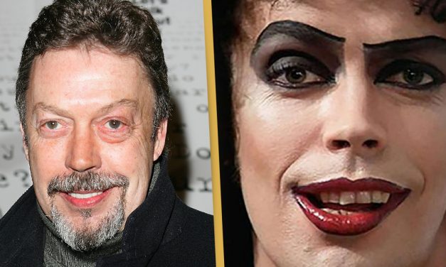 Addio a Tim Curry: morto a 80 anni l’indimenticabile Pennywise di IT e star di Rocky Horror