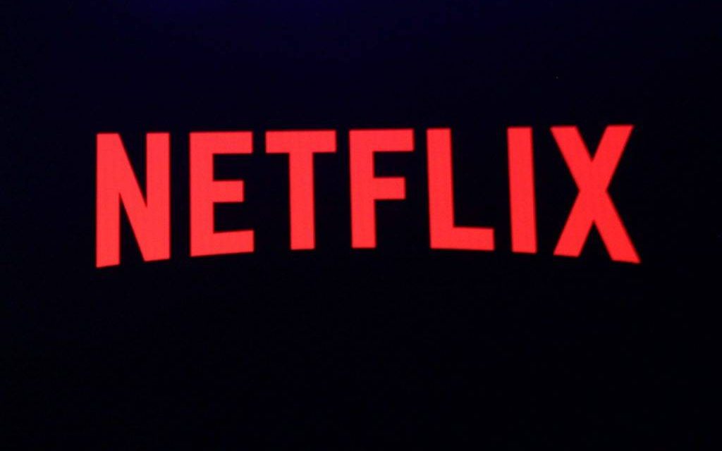 Netflix, il costo degli abbonamenti aumenta da oggi