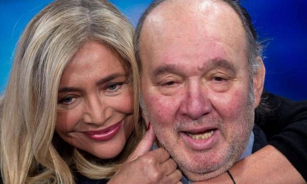 Mara Venier dice addio a Galeazzi: “Se ne va un pezzo bellissimo della mia vita. Per lui ero diventata tifosa della Lazio”