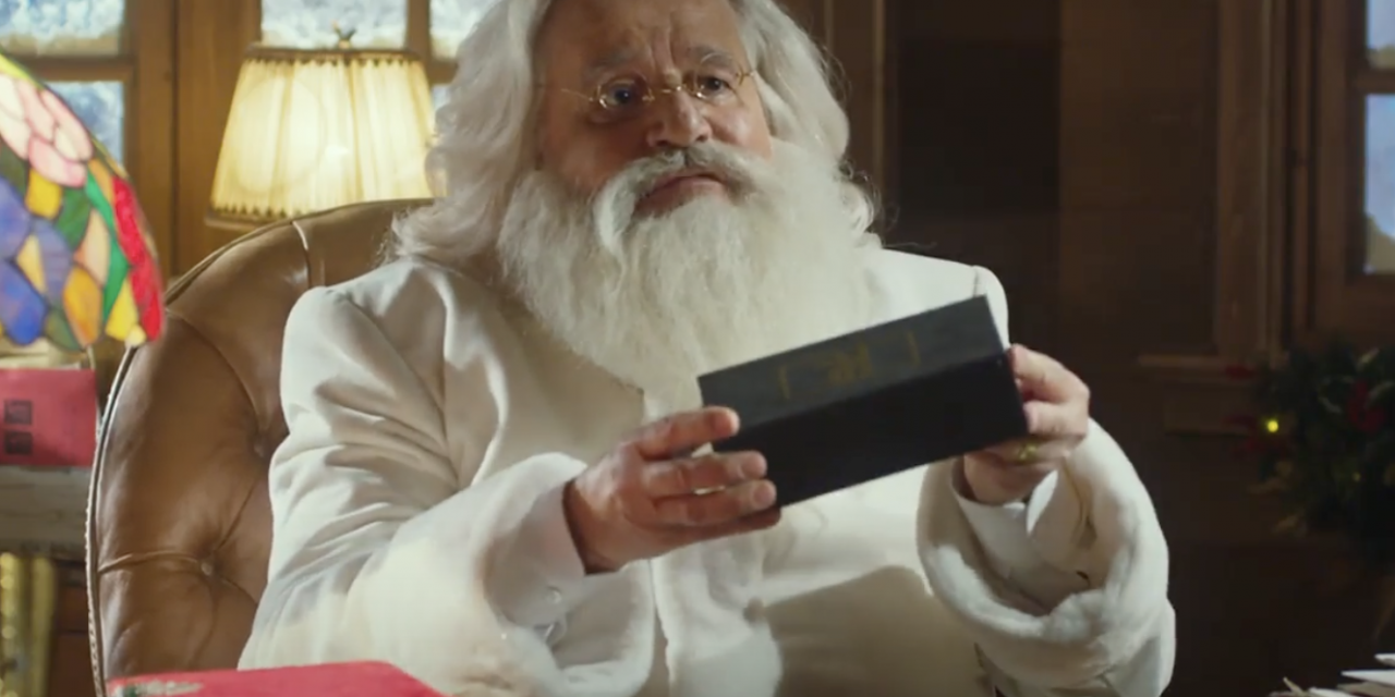 Chi ha incastrato Babbo Natale, trailer e nuovo poster del film con Christian De Sica e Alessandro Siani
