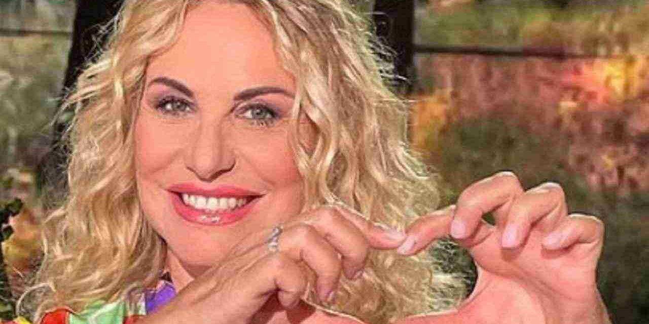 Antonella Clerici: “A Sanremo nessuno credeva in me, qualcuno disse che sapevo troppo di sugo. L’età che avanza? Mi fa girare le palle”
