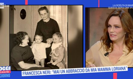 Francesca Neri: “Mia madre era anaffettiva, mancavano gesti d’amore come un semplice abbraccio”