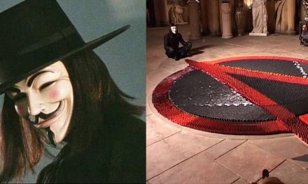 V per Vendetta: i due attori dietro la maschera, e le 200 ore per preparare l’enorme domino