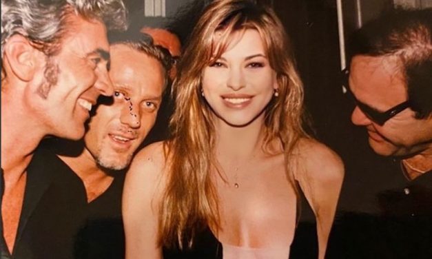 Alba Parietti: “Avere un bel décolleté e farselo guardare senza sdegnarsi è ancora lecito? O è politicamente scorretto?”