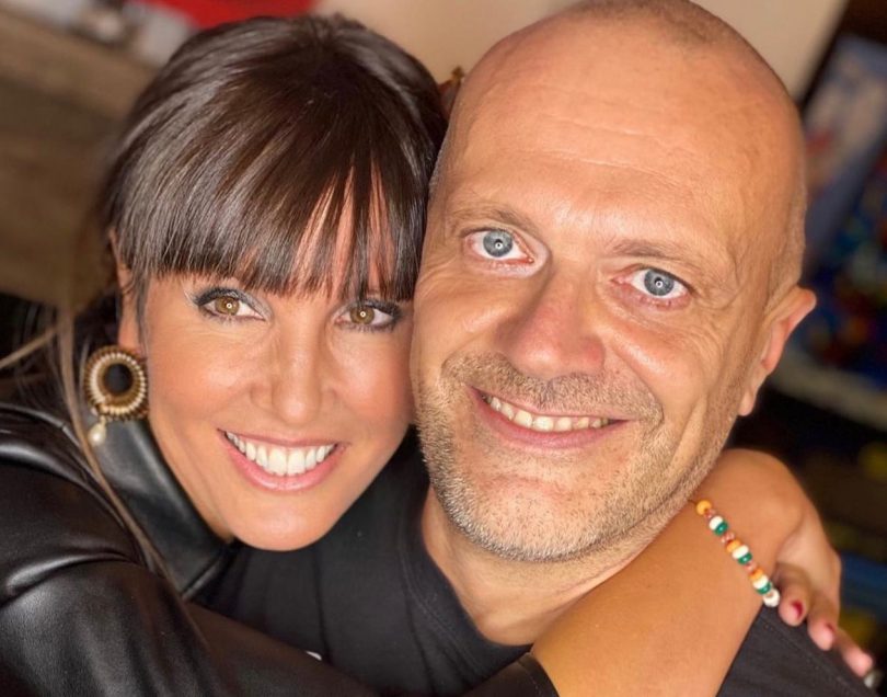 Max Pezzali, la moglie: “Ero vittima di un amore malato. Max è stato l’amore sano e anche la mia cura”