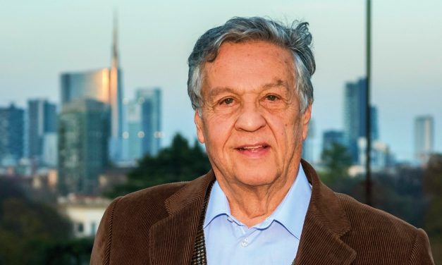 Renato Pozzetto: “I ragazzi mi fermano e mi dicono: “Taacc”… Ho appena compiuto 85 anni il 14 luglio”