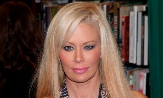 Jenna Jameson in ospedale: “Non riesco più a camminare. I dottori sospettano la sindrome di Guillain-Barré”
