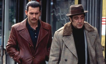 Donnie Brasco, Johnny Depp su Al Pacino: “Un pazzo scatenato, mi raccontava la stessa barzelletta che non capivo mai”