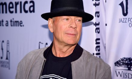 Bruce Willis ebbe vari incidenti sul set prima della malattia: “Sparò per sbaglio con una pistola carica”