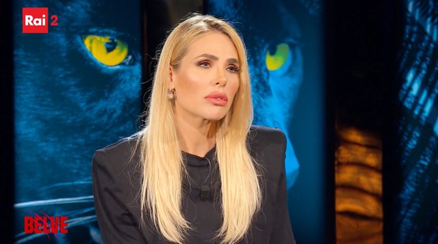 Ilary Blasi: “L’amante di Totti? Un complotto. La nostra storia non potrebbe sopravvivere a un tradimento”