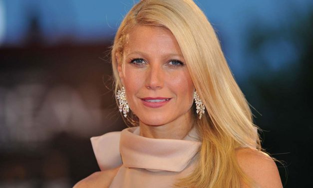 Gwyneth Paltrow lancia pannolini di lusso a 120 dollari al pacco: “Un prodotto fake per una causa più che reale”