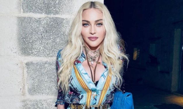 Madonna torna sui social dopo il ricovero in ospedale: “Sono sulla strada della guarigione e sono incredibilmente grata per il vostro amore”