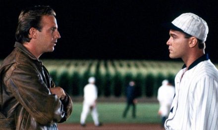 L’uomo dei sogni, Kevin Costner sulla scena del baseball con Ray Liotta: “Quel colpo fu reale, fu Dio a regalarcelo”