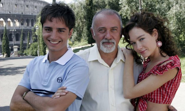Notte prima degli Esami, Vaporidis: “All’inizio neanche volevo farlo, adesso è una tradizione come ‘Una poltrona per due'”