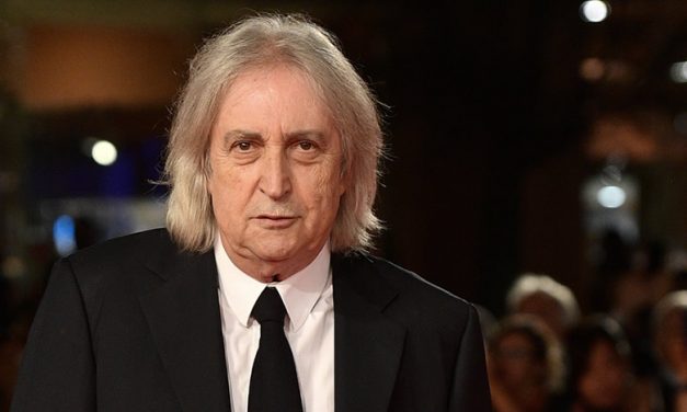 Enrico Vanzina: “Carol Alt? Mi confessò che da ragazza era stata bullizzata. Isabella Ferrari? Ha odiato il ruolo di Selvaggia per anni”