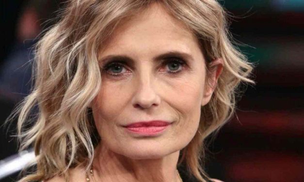 Isabella Ferrari: “Dopo ‘Sapore di mare’ decisi di fare il cinema d’autore. Il passaggio fu doloroso, mi fischiarono, non mi ritenevano degna”