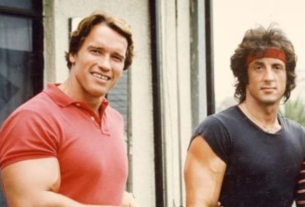 Stallone sulla rivalità con Schwarzenegger: “Non riuscivamo a stare nella stessa stanza, avevamo un odio violento”