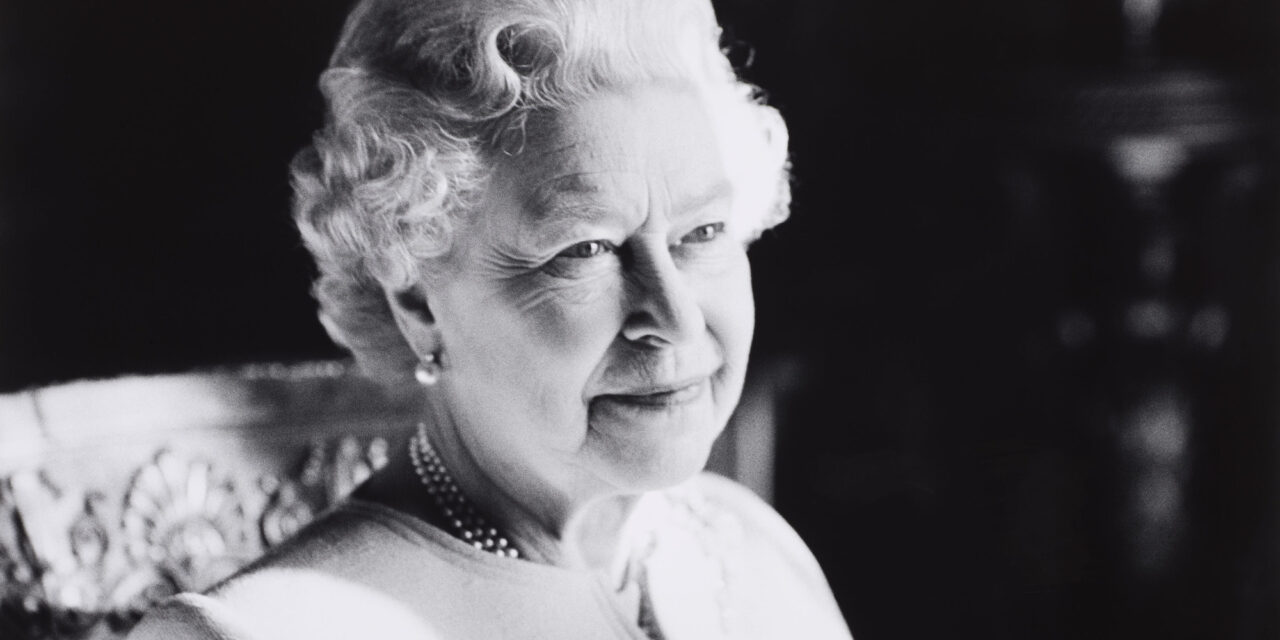 Regina Elisabetta, la famiglia reale: «È morta serenamente nel pomeriggio di oggi»