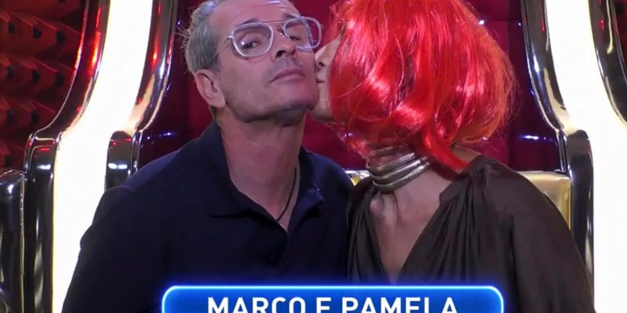 Marco Bellavia corteggia Pamela Prati: “Sono 20 anni che ti guardo, hai bisogno di un uomo come me”