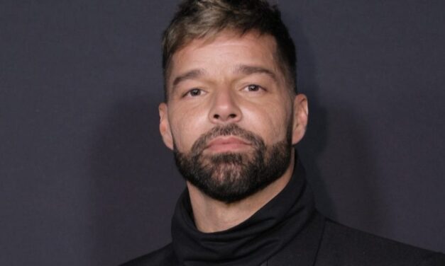 Ricky Martin chiede un risarcimento di 20 milioni di dollari al nipote che lo accusò di molestie