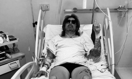 Omar Pedrini di nuovo operato al cuore: “Sereno nonostante il dolore”