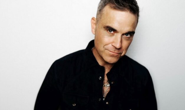 Robbie Williams: “Mi sono reso conto di avere la sindrome di Tourette. I tour? Mi terrorizzano. Maschero tutto, mi mostro sicuro ma dentro ho paura”