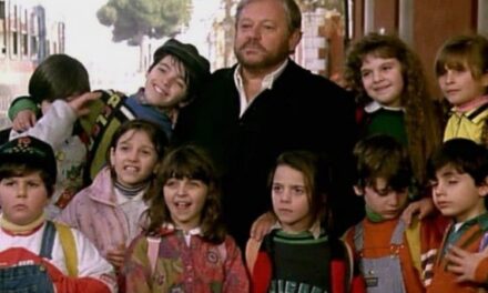 Io speriamo che me la cavo, Elisabetta Villaggio: “Tra papà e i bambini c’era molto affetto, finite le riprese andarono tutti a trovarlo a Roma”