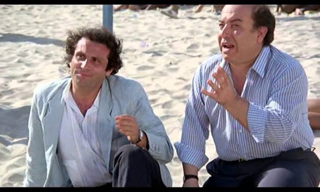 L’allenatore nel pallone, Banfi: “Gigi e Andrea mi buttavano le battute improvvisate come quella dei “fratelli di Lecce” per vedere se riuscivo a seguirli”