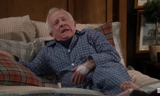 È morto in un incidente stradale Leslie Jordan, l’attore icona di Will & Grace: aveva 67 anni