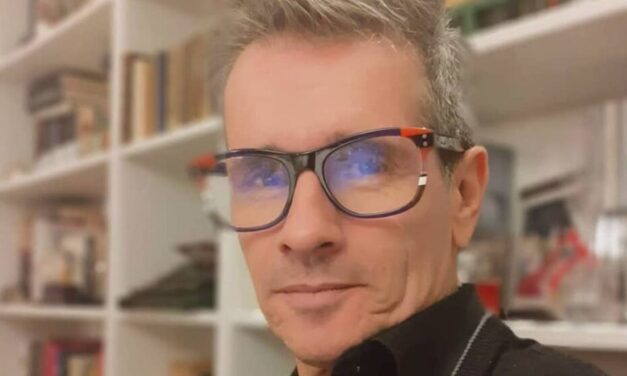 Marco Bellavia commenta il nuovo Grande Fratello: “Beatrice Luzzi ne sta passando tante per colpa di Varrese. Alla fine anche questa edizione è trash!”