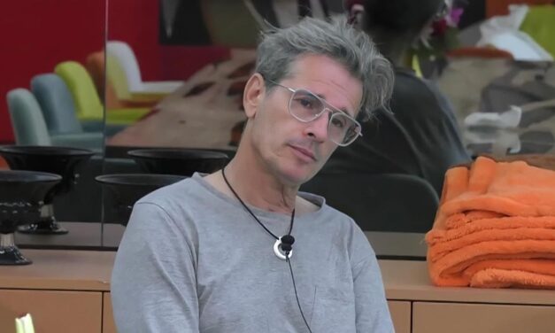 Marco Bellavia abbandona la Casa del Grande Fratello Vip: è polemica
