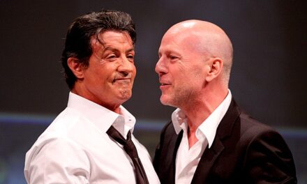 Stallone su Bruce Willis: “Oramai non comunica più con nessuno, sta passando dei momenti molto difficili”