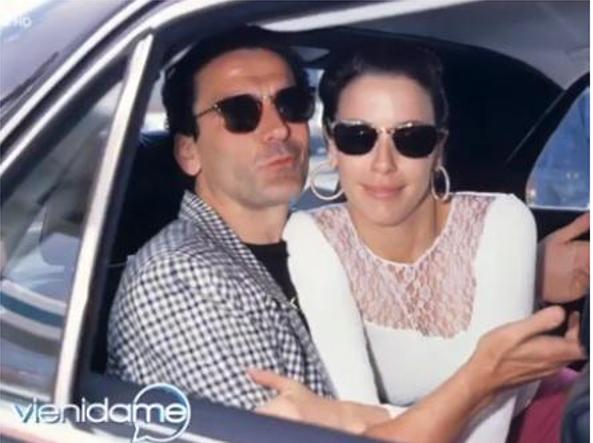 Clarissa Burt su Massimo Troisi: “È stato il più grande amore della mia vita. Io facevo la donna di casa, cucinavo e mi prendevo cura di lui”