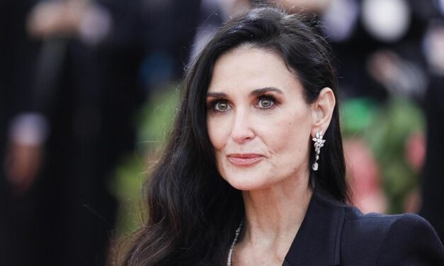 Demi Moore compie 60 anni: “Non amo essere definita da un numero ma dalla mia esperienza”