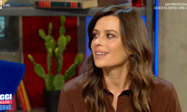 Claudia Pandolfi: “Quando lavorai con Alain Delon mi bagnai con la pioggia e si vide qualche forma. Uno fece una battuta spinta e mio padre lo zittì”