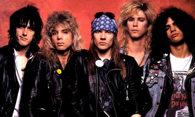 Usa, negozio di armi si chiama “Guns and Roses”: la band gli fa causa