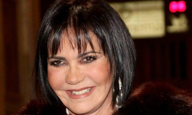 Fiordaliso: “Sanremo? Mi chiameranno quando avrò 80 anni, funziona così. Io sono ancora di quella età che non va bene”