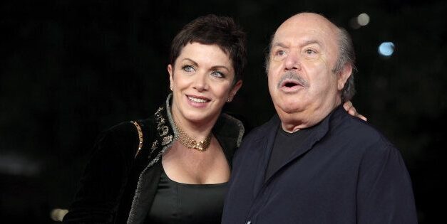 Rosanna Banfi: “Mia mamma non è stata bene, è in ospedale e papà Lino è accanto a lei”