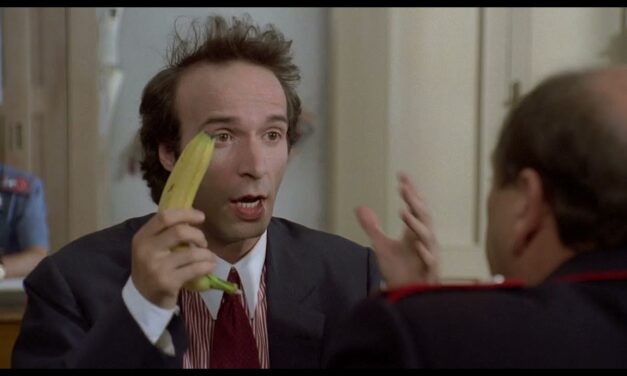 Johnny Stecchino, Benigni: «La gente ancora mi ferma per strada dicendomi “Roberto attento alla banana”»