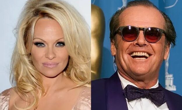 Pamela Anderson: “Beccai Jack Nicholson fare una cosa a tre in un bagno. Mi guardò e mi disse grazie”