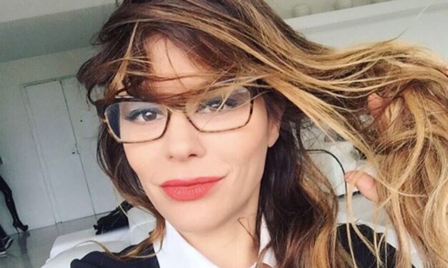 Naike Rivelli: “Mi dicevano che ero bella, ma che non avevo gli occhi di mia madre, Ornella Muti. Molti mi hanno avvicinata per arrivare a lei”